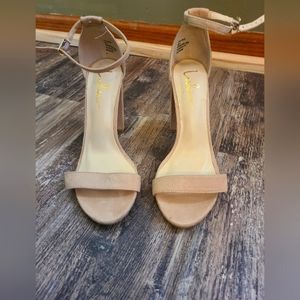 Lulu's beige dress heel women's size 8